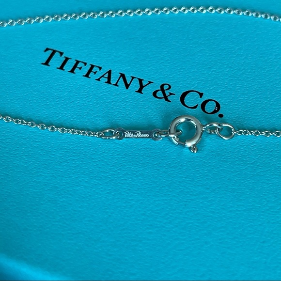 SOLD💗Tiffany & Co.💗 Necklace DaisyNecklace - Picture 6 of 7